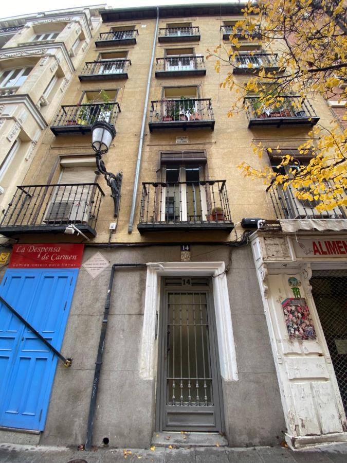 Piso De Diseno Junto Teatro Real Apartment Madrid Luaran gambar